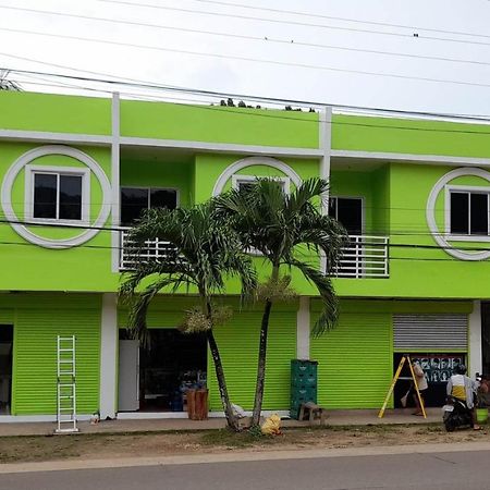 Coombsguesthouse Siquijor Bagian luar foto