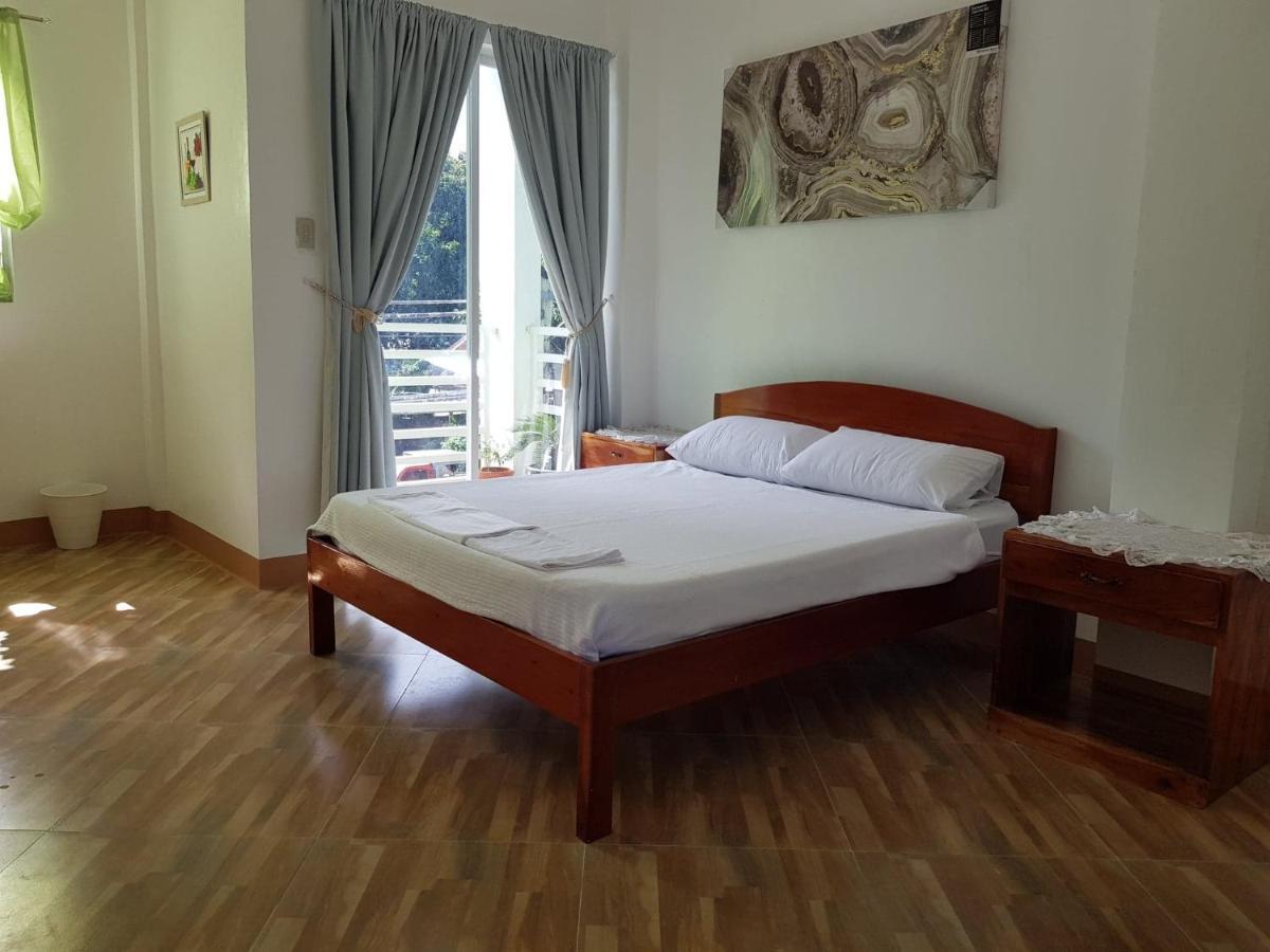 Coombsguesthouse Siquijor Bagian luar foto