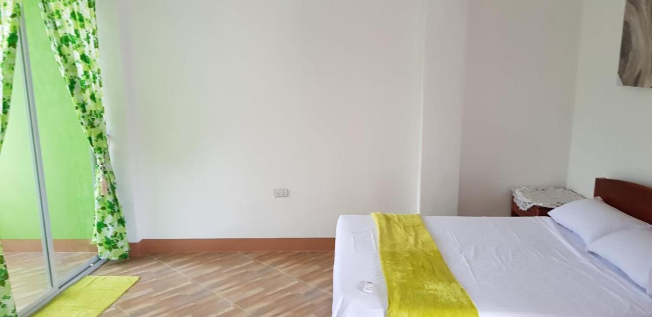 Coombsguesthouse Siquijor Bagian luar foto