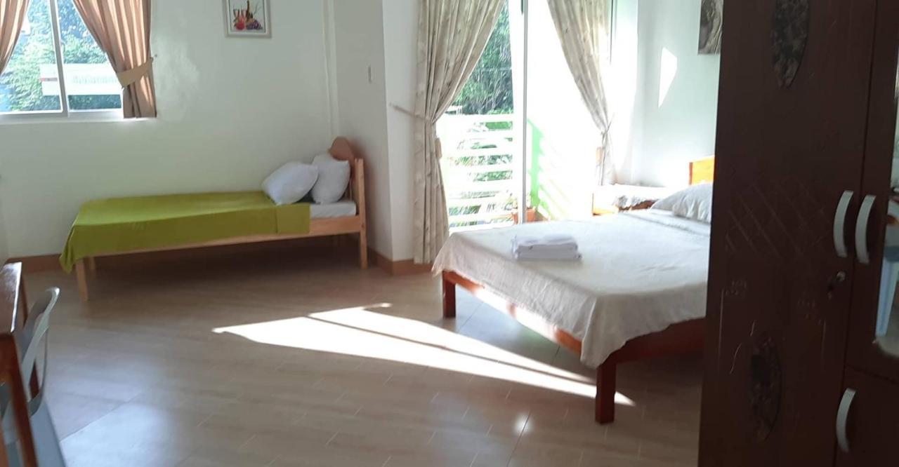 Coombsguesthouse Siquijor Bagian luar foto
