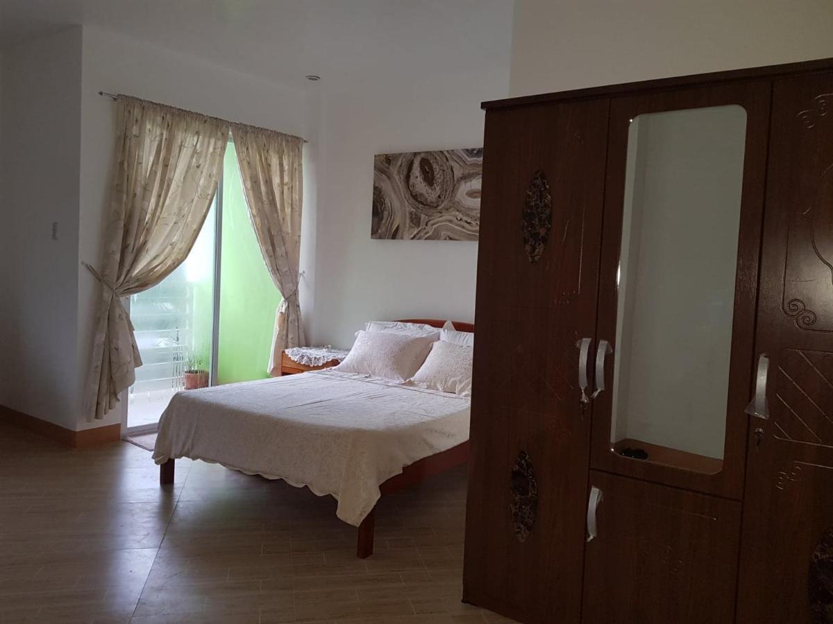 Coombsguesthouse Siquijor Bagian luar foto